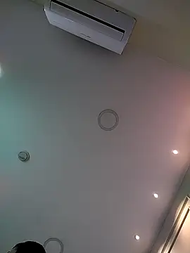 gabysanta  online show from March 18, 2026, 2:08 pm