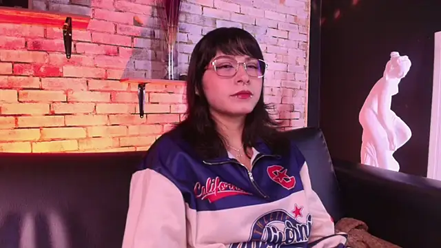 kitty malach online show from March 22, 2026, 3:21 am