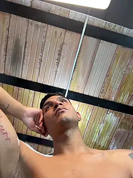 Angel latinboy online show from February 3, 2026, 2:53 am