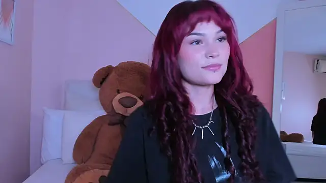 Snapshot of mae_lyra chatting on November 11, 2025, 9:31 pm mae lyra online show from November 11, 2025, 9:31 pm