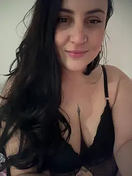 Snapshot of Luna_Velvet_s2 chatting on May 28, 2026, 2:52 am Luna Velvet s2 online show from May 28, 2026, 2:52 am