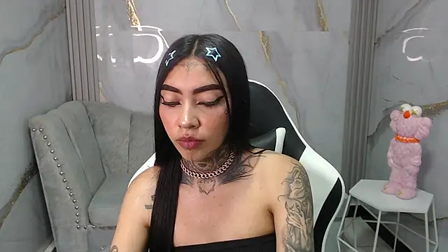 Snapshot of Ashley_Blum_v chatting on October 4, 2025, 8:10 pm Ashley Blum v online show from October 4, 2025, 8:10 pm