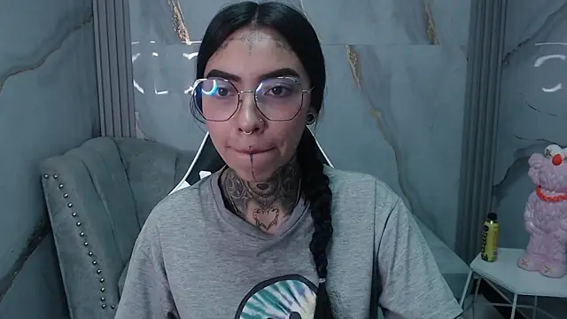 Snapshot of Ashley_Blum_v chatting on September 24, 2025, 7:42 pm Ashley Blum v online show from September 24, 2025, 7:42 pm