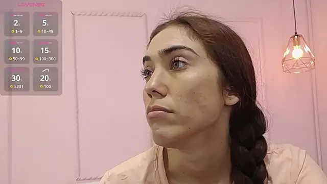 danna7cute online show from October 30, 2025, 9:55 pm