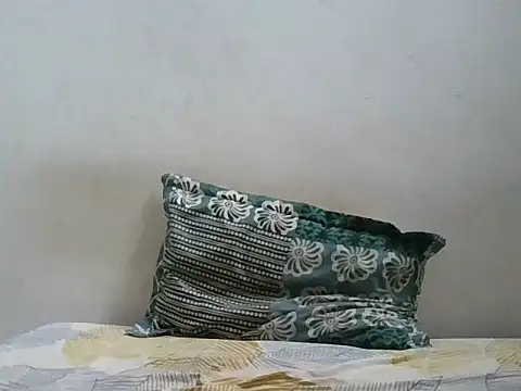 Snapshot of Ben_Rey chatting on December 1, 2025, 3:24 pm Ben Rey online show from December 1, 2025, 3:24 pm