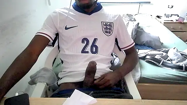 Snapshot of junior21m chatting on October 13, 2025, 2:18 pm junior21m online show from October 13, 2025, 2:18 pm