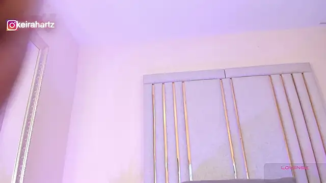 Keirahartz online show from March 16, 2026, 11:47 am