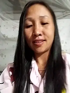 cute love00 online show from January 19, 2026, 1:37 pm