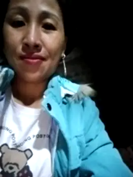 Snapshot of cute_love00 chatting on November 4, 2025, 2:21 pm cute love00 online show from November 4, 2025, 2:21 pm