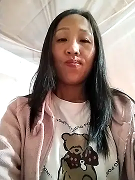 Snapshot of cute_love00 chatting on December 5, 2025, 12:48 pm cute love00 online show from December 5, 2025, 12:48 pm