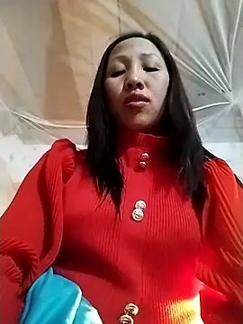 Snapshot of cute_love00 chatting on December 3, 2025, 12:59 pm cute love00 online show from December 3, 2025, 12:59 pm