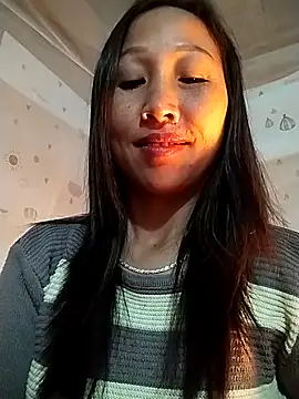 Snapshot of cute_love00 chatting on November 29, 2025, 11:49 pm cute love00 online show from November 29, 2025, 11:49 pm