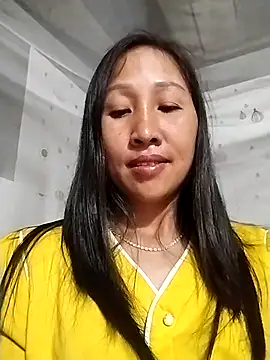 cute love00 online show from February 12, 2026, 11:10 am