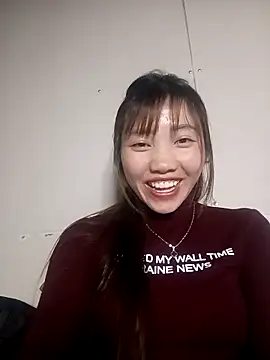 Snapshot of adbosa_00 chatting on December 15, 2025, 10:21 am adbosa 00 online show from December 15, 2025, 10:21 am