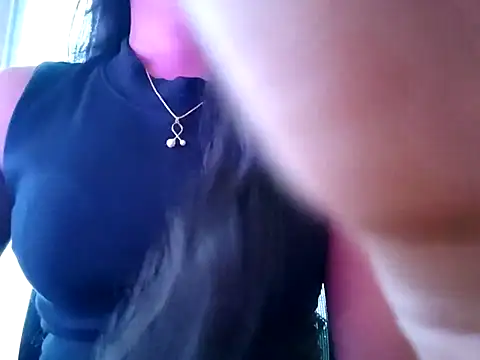 Snapshot of Maria--Strella chatting on October 30, 2025, 7:06 am Maria--Strella online show from October 30, 2025, 7:06 am