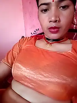 Snapshot of SpicyRoshni chatting on May 18, 2026, 5:23 am SpicyRoshni online show from May 18, 2026, 5:23 am