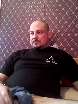  NEREZA  online show from September 30, 2025, 4:02 pm