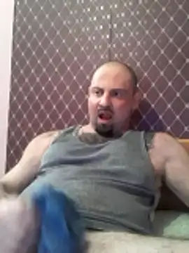  NEREZA  online show from November 4, 2025, 4:44 pm