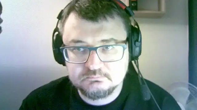 Snapshot of SirAbuser chatting on December 3, 2025, 6:36 am SirAbuser online show from December 3, 2025, 6:36 am