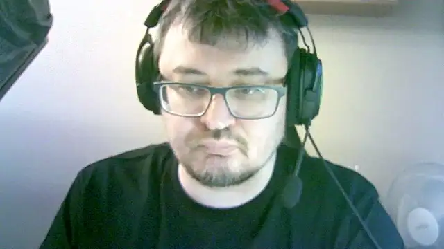 Snapshot of SirAbuser chatting on November 6, 2025, 6:28 am SirAbuser online show from November 6, 2025, 6:28 am