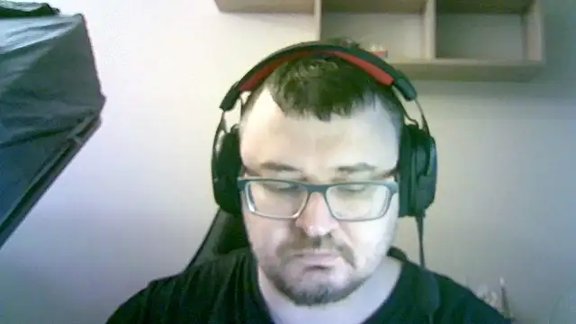 Snapshot of SirAbuser chatting on November 10, 2025, 8:30 am SirAbuser online show from November 10, 2025, 8:30 am