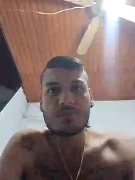 Snapshot of JuceAn14 chatting on November 15, 2025, 9:52 pm JuceAn14 online show from November 15, 2025, 9:52 pm