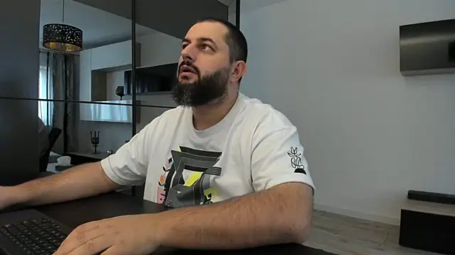 DravenPeak online show from October 3, 2025, 9:55 am