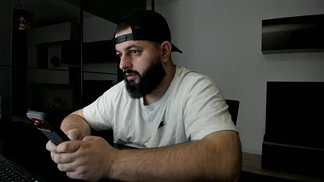 Snapshot of DravenPeak chatting on February 27, 2026, 7:14 pm DravenPeak online show from February 27, 2026, 7:14 pm