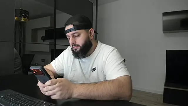 Snapshot of DravenPeak chatting on January 14, 2026, 5:05 pm DravenPeak online show from January 14, 2026, 5:05 pm