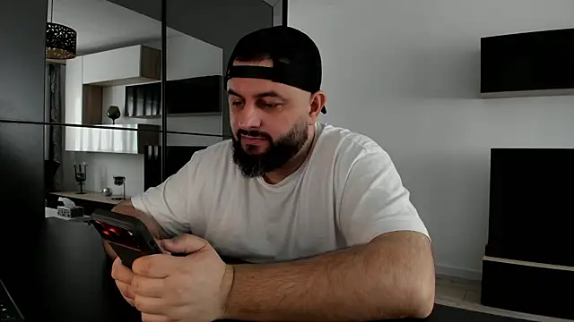 Snapshot of DravenPeak chatting on March 4, 2026, 11:51 am DravenPeak online show from March 4, 2026, 11:51 am