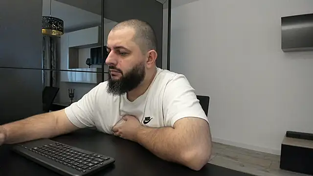 DravenPeak online show from November 18, 2025, 11:02 am