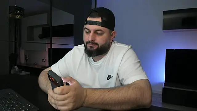 DravenPeak online show from April 19, 2026, 8:22 pm