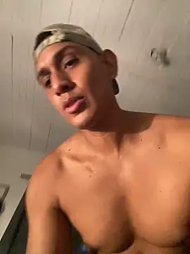 Jota Alejand online show from May 12, 2026, 1:57 am