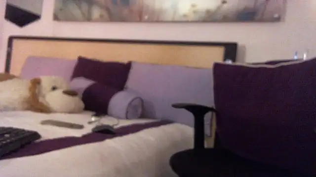 Snapshot of Mirianzapata_1 chatting on May 25, 2026, 1:27 am Mirianzapata 1 online show from May 25, 2026, 1:27 am