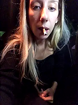 Snapshot of PetiteSecrets chatting on November 6, 2025, 6:01 pm PetiteSecrets online show from November 6, 2025, 6:01 pm