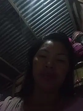 oceanlover23 online show from February 25, 2026, 9:03 pm