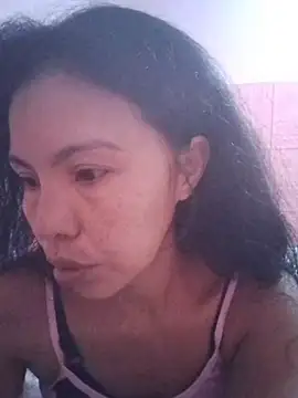 oceanlover23 online show from November 25, 2025, 11:37 pm