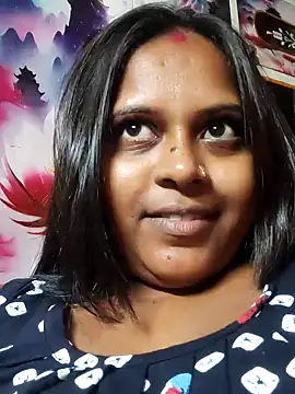 Hot-Show2 online show from November 4, 2025, 2:54 pm