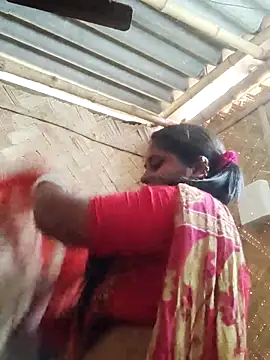 Hot-Show2 online show from February 20, 2026, 5:15 am