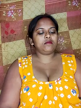 Hot-Show2 online show from February 22, 2026, 4:19 pm