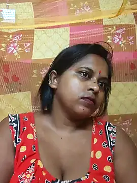 Snapshot of Hot-Show2 chatting on October 29, 2025, 12:42 am Hot-Show2 online show from October 29, 2025, 12:42 am