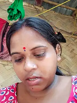 Snapshot of Hot-Show2 chatting on October 20, 2025, 4:14 am Hot-Show2 online show from October 20, 2025, 4:14 am