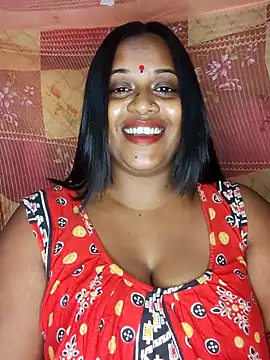 Snapshot of Hot-Show2 chatting on September 12, 2025, 4:40 pm Hot-Show2 online show from September 12, 2025, 4:40 pm