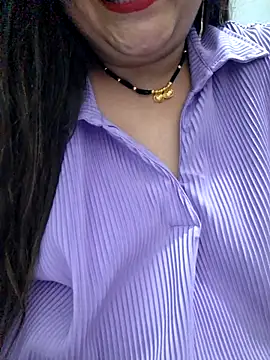 Snapshot of indian-hotmilfs chatting on October 2, 2025, 12:19 pm indian-hotmilfs online show from October 2, 2025, 12:19 pm