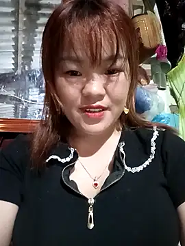 sukabae00 online show from November 1, 2025, 2:55 pm