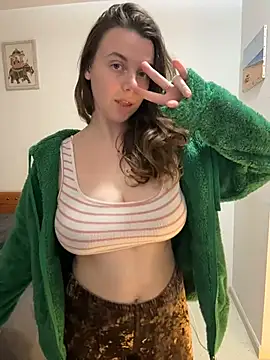 TenderLaGlamor online show from January 11, 2026, 3:30 pm