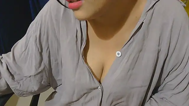 Snapshot of nista_01 chatting on July 13, 2026, 5:23 pm nista 01 online show from July 13, 2026, 5:23 pm