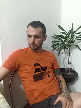 Snapshot of papichulo0099 chatting on February 9, 2026, 1:47 am papichulo0099 online show from February 9, 2026, 1:47 am