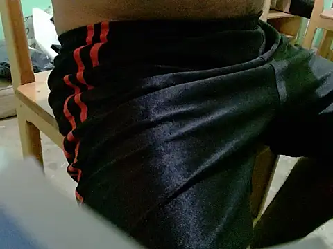 Snapshot of pau888kkkk chatting on October 2, 2025, 6:44 pm pau888kkkk online show from October 2, 2025, 6:44 pm