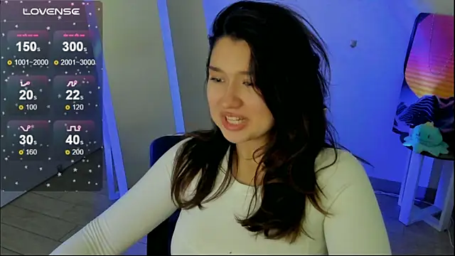 Snapshot of Sandra_Curly chatting on November 14, 2025, 10:24 pm Sandra Curly online show from November 14, 2025, 10:24 pm